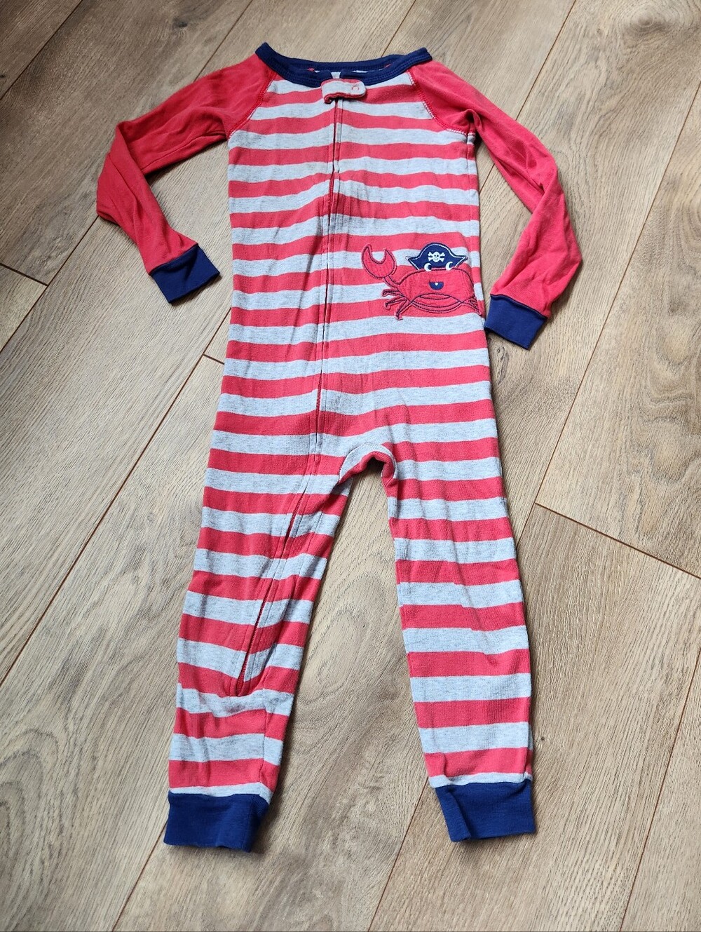 Carter's Boys 3t Footless Crab pajamas